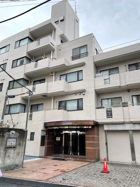 ロイヤルパーク高田 画像2